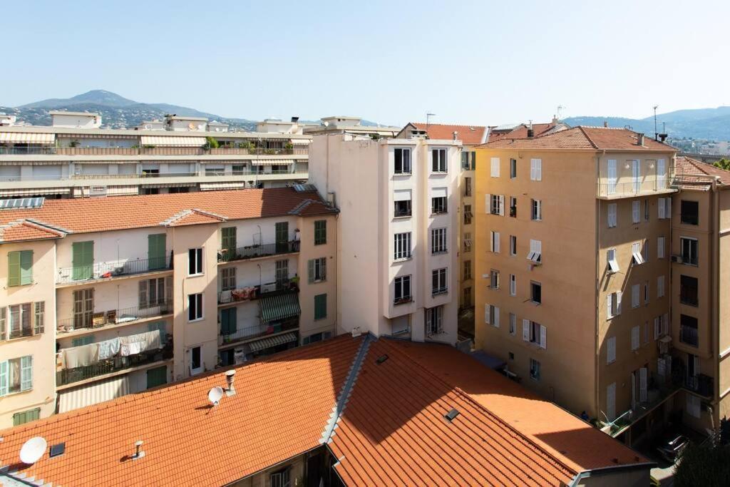 L41 Suite Paladium 8Pax 4Rooms Balcony Wifi Ac Nice Luaran gambar