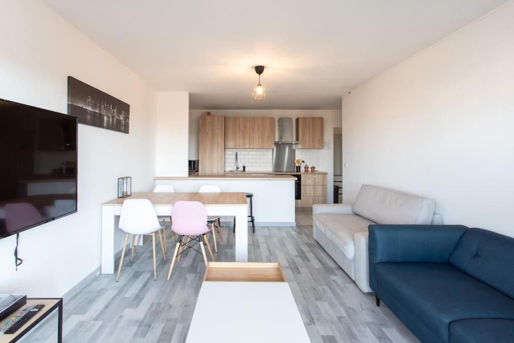 L41 Suite Paladium 8Pax 4Rooms Balcony Wifi Ac Nice Luaran gambar