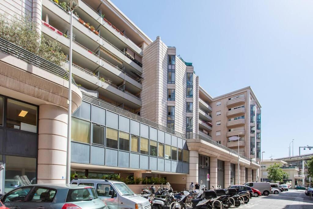 L41 Suite Paladium 8Pax 4Rooms Balcony Wifi Ac Nice Luaran gambar